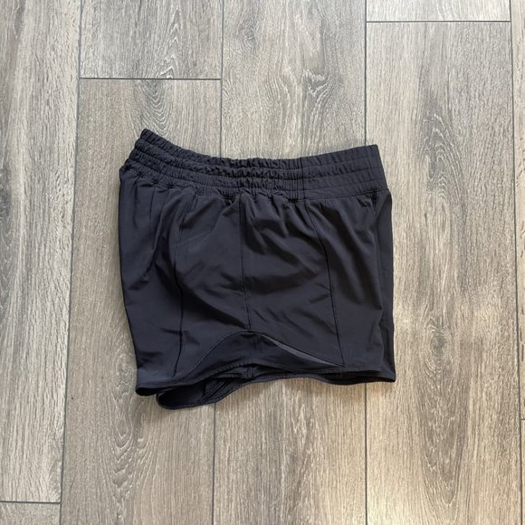 Lululemom Hotty Hot High-Rise Lined Short 4" - Picture 2 of 4